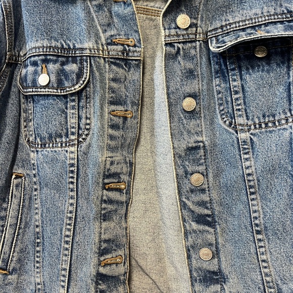 Vintage Tommy Hilfiger  Denim Jacket size XL - Picture 2 of 10